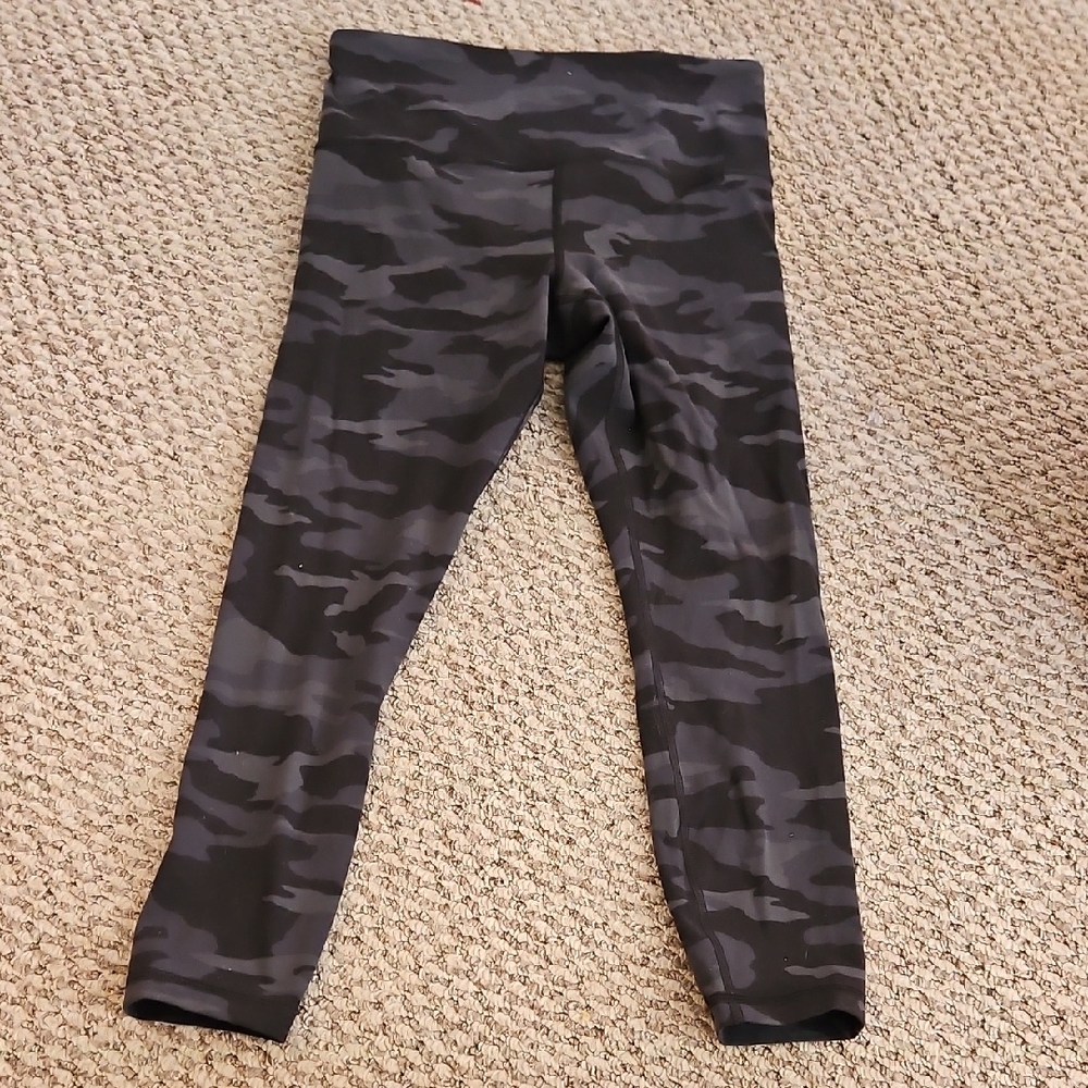 Athelta Elation 7/8 Tight Leggings Camo Camoflauge Print Small Petite